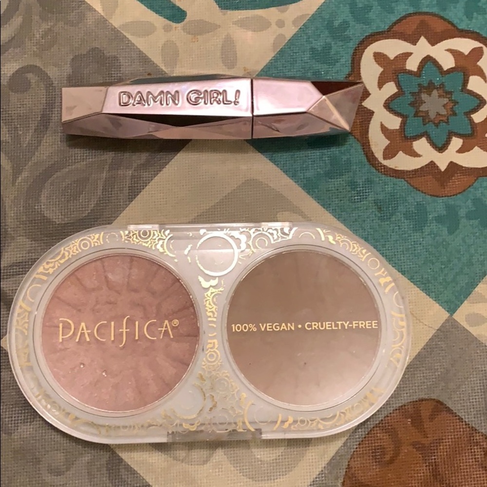 Makeup bundle